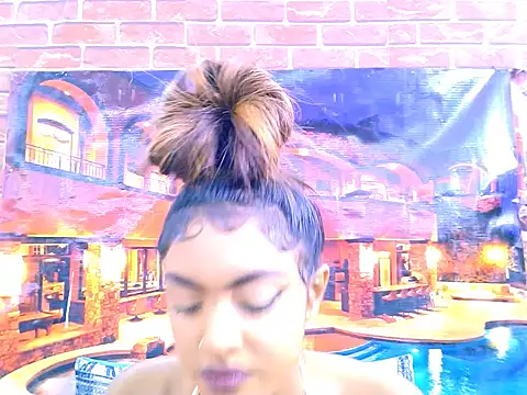 IndianPretty14u2Luv webcam