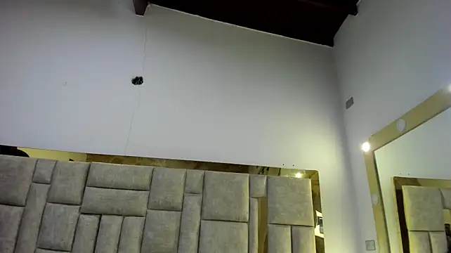 Alana__Johnson webcam