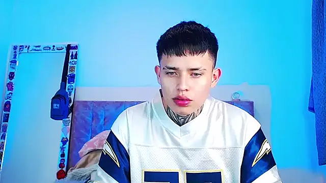 _justinmoon2 live cam preview