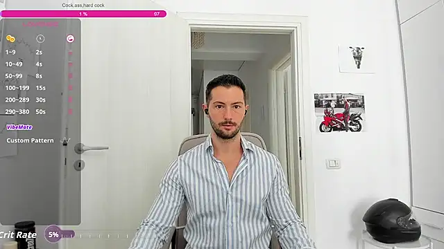 ZackFraser live cam preview