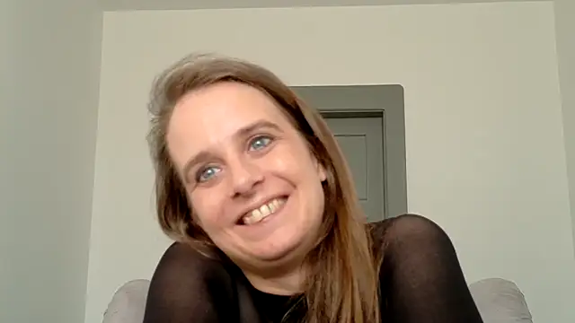 Chantalee 🗜 naked webcam chat