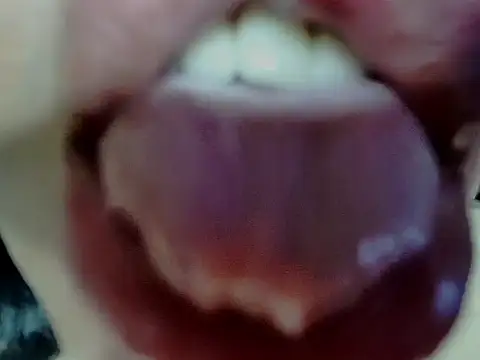 Makemypussysquirt-tsunami webcam