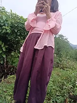 Linda-yiyi webcam