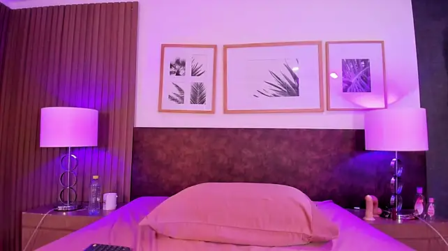 Selene_tea webcam