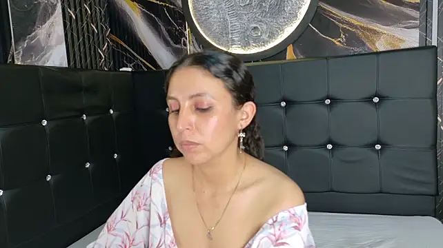 Noah_Sweet webcam