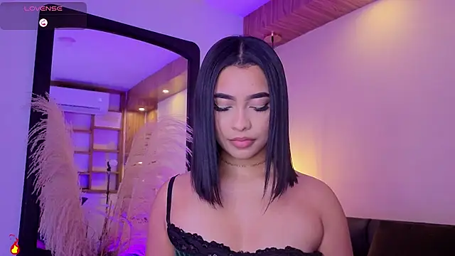 Chloe_monroee