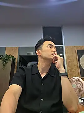 OnlyPants live cam preview
