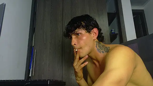 A_Ethan live cam preview