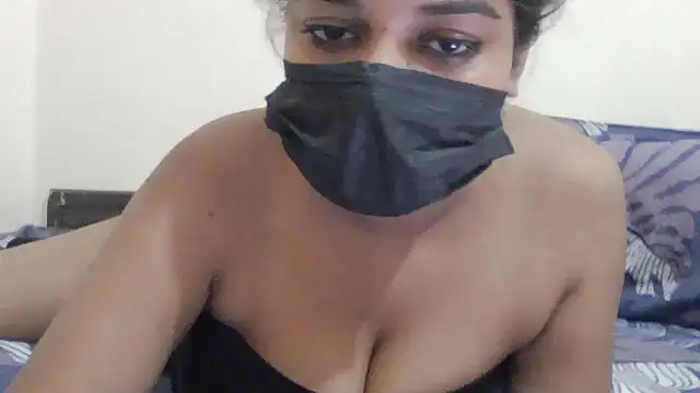 Little_toy_girl