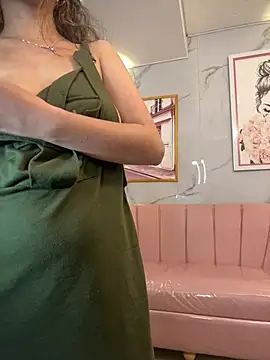 bella_vibess_s webcam
