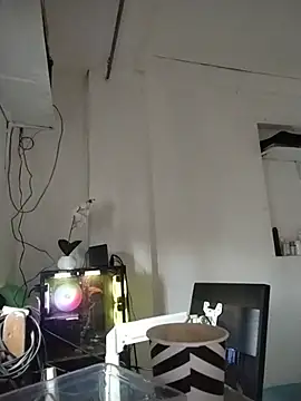 TeaseNPlease_13 webcam