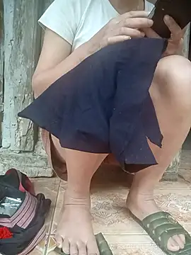 Momo-biki live cam preview