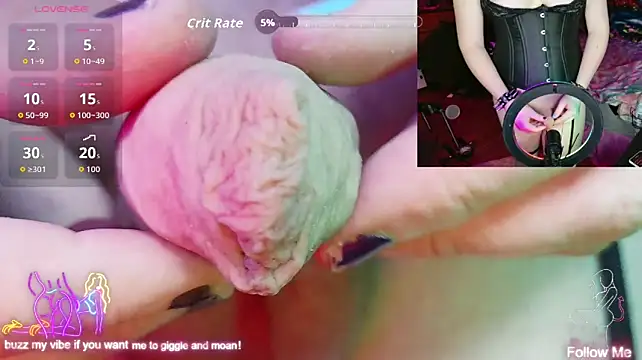 Faye_Wilde webcam