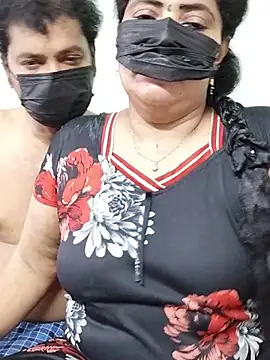 Honey-Couples live cam on StripChat