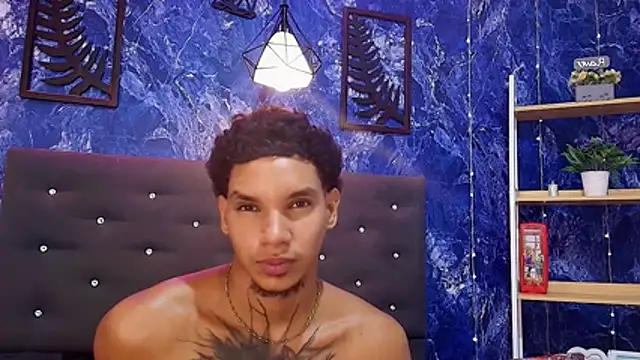 kai_storm77 webcam