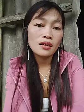 Buong-binh live cam on StripChat
