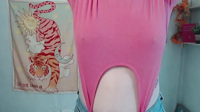 VeryVeryVeryShy_ webcam