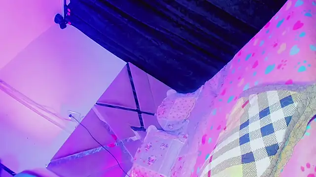 Keily_Tsx1 webcam