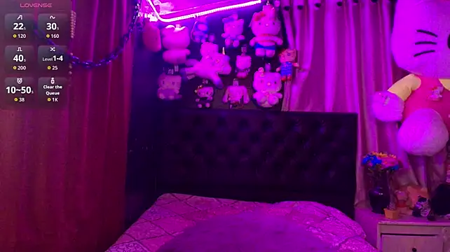 MelodyPrive live cam on StripChat
