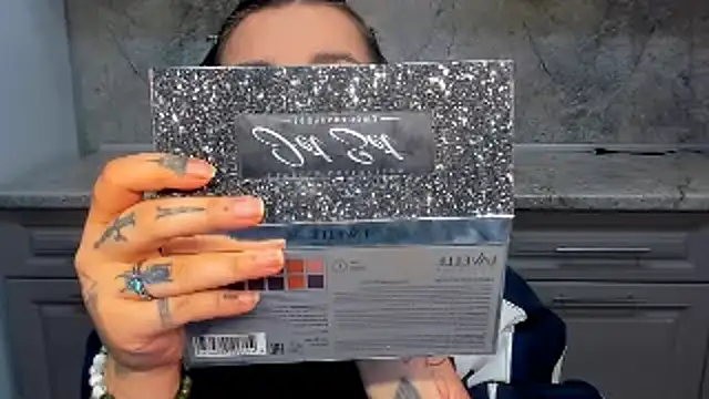 NikkiSummer webcam