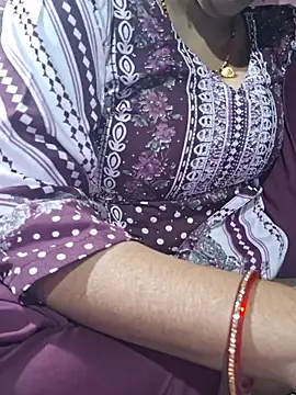 SONIYABHABHI90 webcam