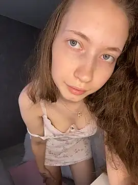 Emily_Mur_ live cam on StripChat