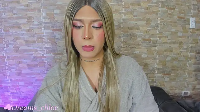 Dreams_Chloe live cam on StripChat