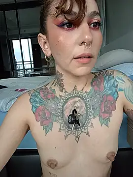 Evangelyne_1 webcam