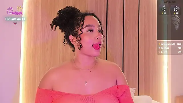 cloe_25 live cam preview