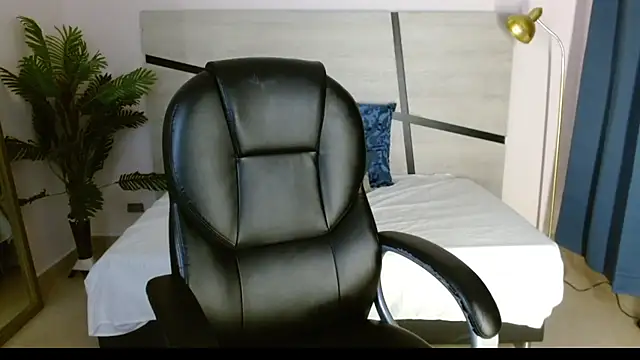 isabela_hills live cam preview