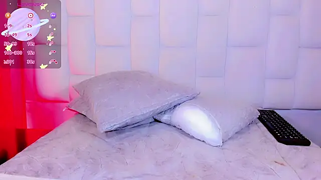 Kisses_Sophia