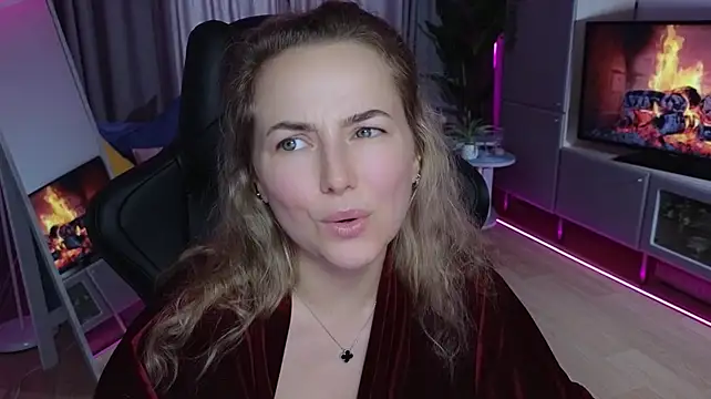 Mira_Mermayd webcam
