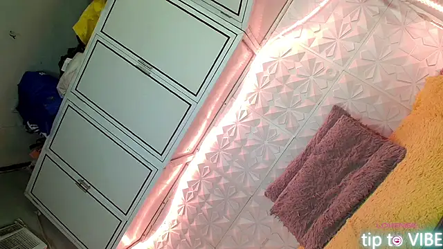TripToHeavenTS webcam