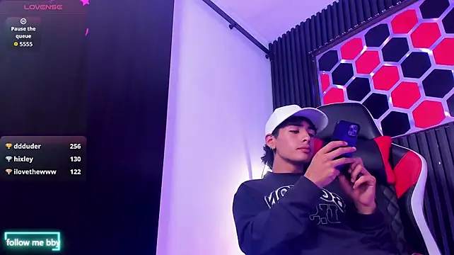 SantyFoxxs live sex cam