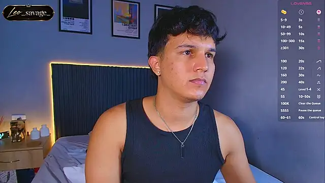 Leo_Savage_ webcam