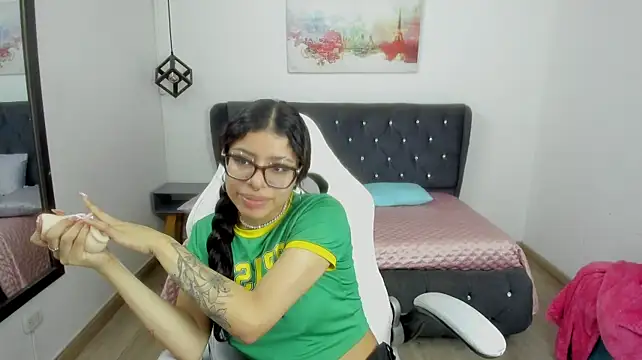 Issaa_Tyler webcam