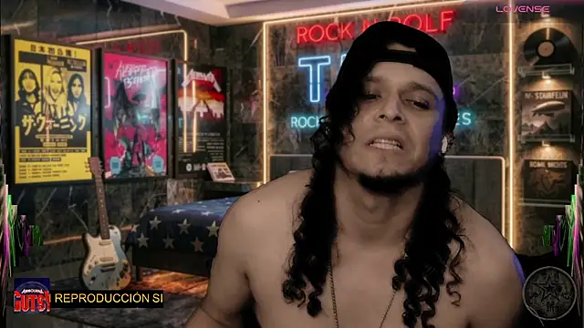 chino_roz webcam