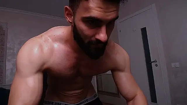 MicahLane live cam preview