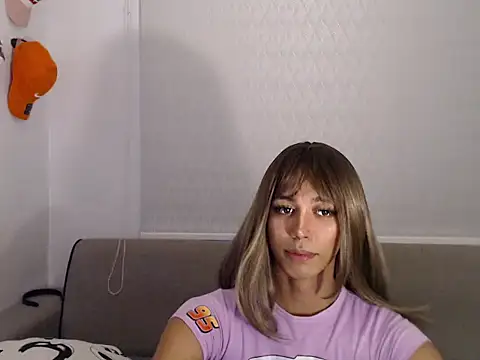 Heavenly_jade live cam on StripChat