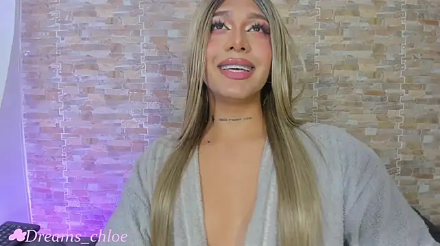 Dreams_Chloe