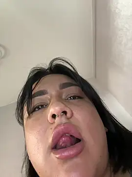 SwittieKendra webcam