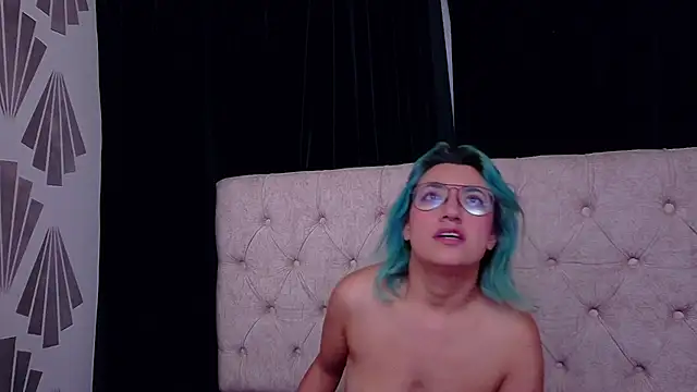 Zafiro_Kitsune webcam