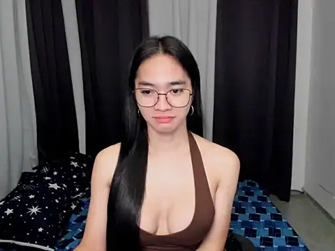 SexyAsianMarian webcam