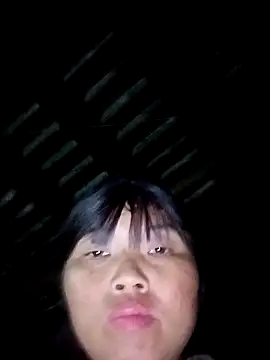 Linda2004 webcam