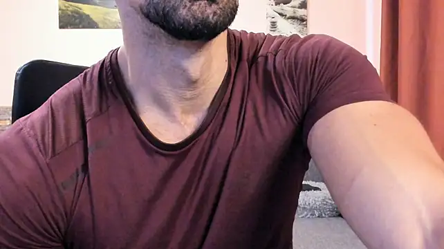 HotHunkTrainer webcam