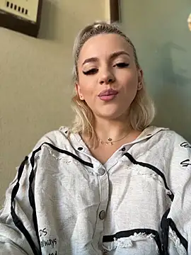IveySin webcam