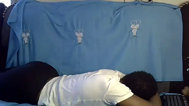 Petite_Ebony10 webcam