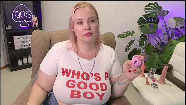 MargotGrey webcam