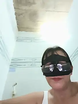 Pussy-xx webcam