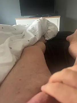 BennyBoy85 webcam